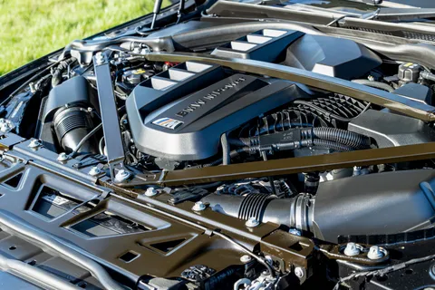 YGZ3040 BMW M4 M4 xDrive Competition M 2dr Step Auto Thumbnail #50