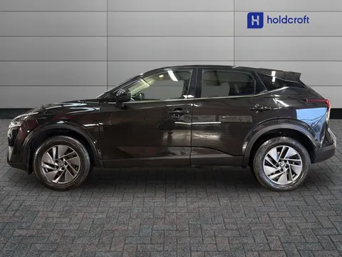 DA22KRO Nissan Qashqai 1.3 DiG-T MH Acenta Premium 5dr Thumbnail #6