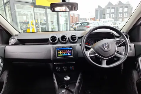 BN70MKX Dacia Duster 1.0 TCe 100 Comfort 5dr Thumbnail #4