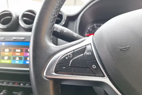 BN70MKX Dacia Duster 1.0 TCe 100 Comfort 5dr Thumbnail #32