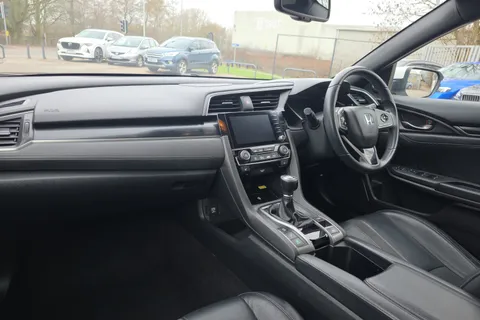 2 of 31 for Honda Civic 1.6 i-DTEC EX 5dr