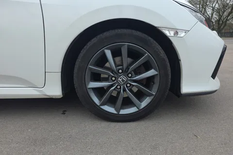 9 of 31 for Honda Civic 1.6 i-DTEC EX 5dr