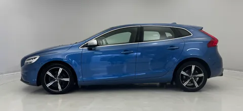 BU67RDY Volvo V40 T2 [122] R DESIGN Nav Plus 5dr Thumbnail #3