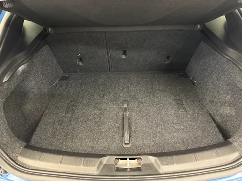 BU67RDY Volvo V40 T2 [122] R DESIGN Nav Plus 5dr Thumbnail #33