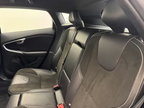 BU67RDY Volvo V40 T2 [122] R DESIGN Nav Plus 5dr Thumbnail #11
