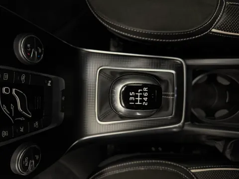 BU67RDY Volvo V40 T2 [122] R DESIGN Nav Plus 5dr Thumbnail #15