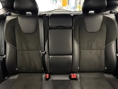 BU67RDY Volvo V40 T2 [122] R DESIGN Nav Plus 5dr Thumbnail #16