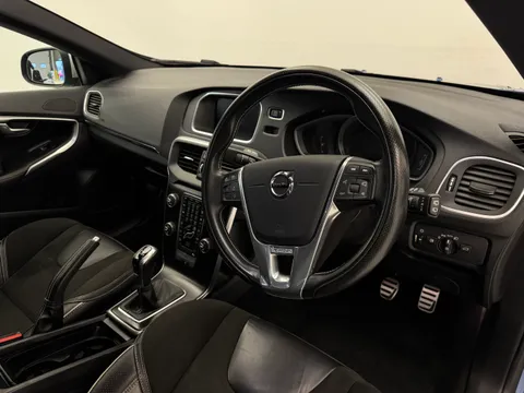 BU67RDY Volvo V40 T2 [122] R DESIGN Nav Plus 5dr Thumbnail #23