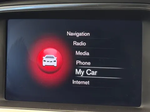 BU67RDY Volvo V40 T2 [122] R DESIGN Nav Plus 5dr Thumbnail #26