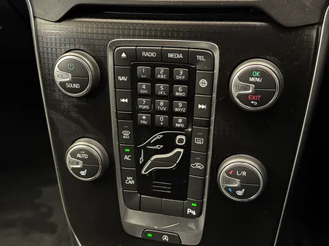 BU67RDY Volvo V40 T2 [122] R DESIGN Nav Plus 5dr Thumbnail #29