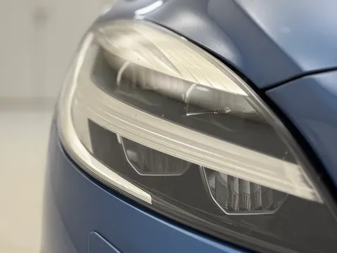 BU67RDY Volvo V40 T2 [122] R DESIGN Nav Plus 5dr Thumbnail #36