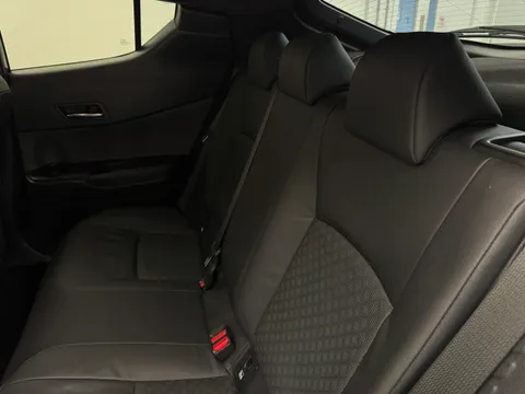 FG22XVN Toyota C-HR 1.8 Hybrid Excel 5dr CVT Thumbnail #8