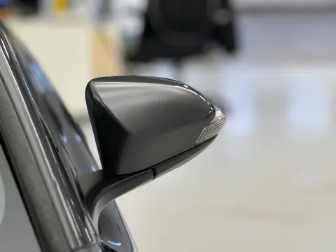 FG22XVN Toyota C-HR 1.8 Hybrid Excel 5dr CVT Thumbnail #30