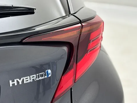 FG22XVN Toyota C-HR 1.8 Hybrid Excel 5dr CVT Thumbnail #32