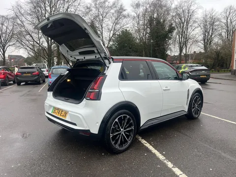 BC74EJX Renault 5 110kW Iconic Five Comfort Range 52kWh 5dr Auto Thumbnail #19