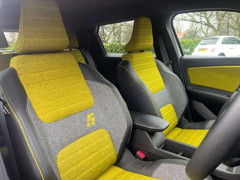 BC74EJX Renault 5 110kW Iconic Five Comfort Range 52kWh 5dr Auto Thumbnail #27