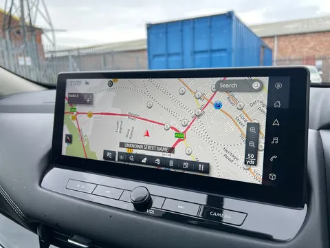DN72EEG Nissan Qashqai 1.3 DiG-T MH 158 N-Connecta [Glass Rf] 5dr Xtronic Thumbnail #15