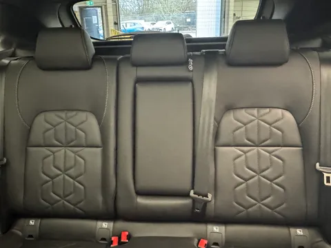 OX74BYC Nissan Qashqai 1.3 DiG-T MH Tekna 5dr Thumbnail #14