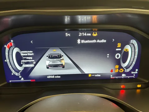 OX74BYC Nissan Qashqai 1.3 DiG-T MH Tekna 5dr Thumbnail #16