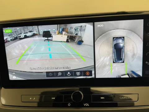 OX74BYC Nissan Qashqai 1.3 DiG-T MH Tekna 5dr Thumbnail #17