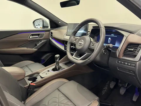 OX74BYC Nissan Qashqai 1.3 DiG-T MH Tekna 5dr Thumbnail #33