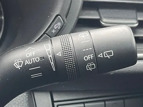 MM71JUJ Mazda Cx-30 2.0 e-Skyactiv G MHEV SE-L Lux 5dr Auto Thumbnail #21