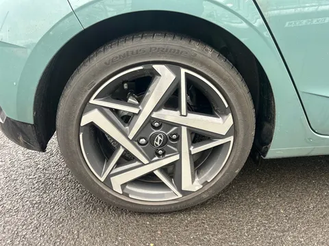 DN75AHL Hyundai i20 1.0T GDi Premium 5dr Thumbnail #32