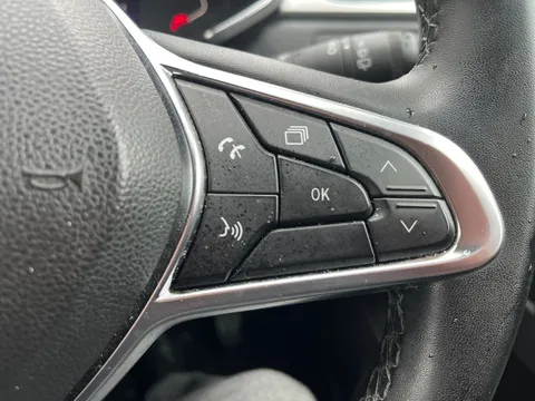 CF72LCU Renault Captur 1.0 TCE 90 Techno 5dr Thumbnail #24