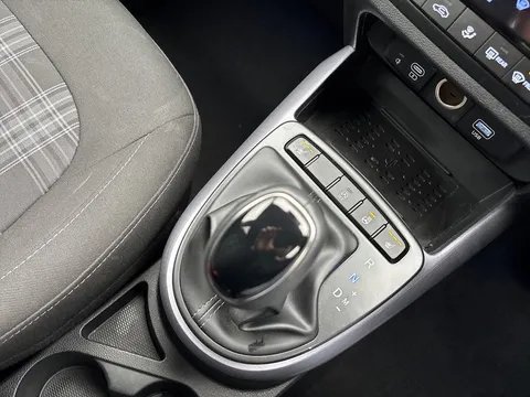 EA25WTF Hyundai i10 1.2 [79] Premium 5dr Auto [Nav] Thumbnail #14