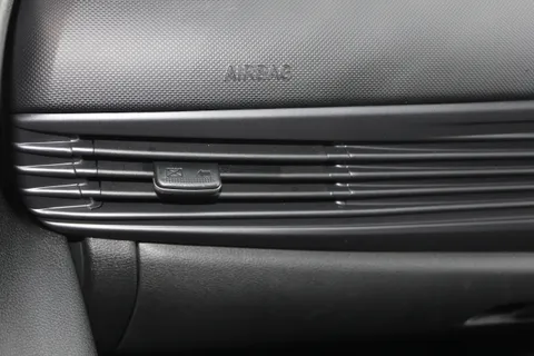 DE75PZD Hyundai i20 1.0T GDi Ultimate 5dr DCT Thumbnail #14