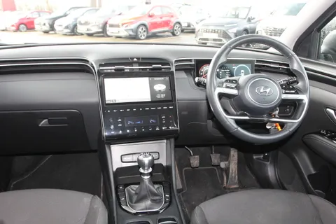 DX72ZWT Hyundai Tucson 1.6 TGDi SE Connect 5dr 2WD Thumbnail #16