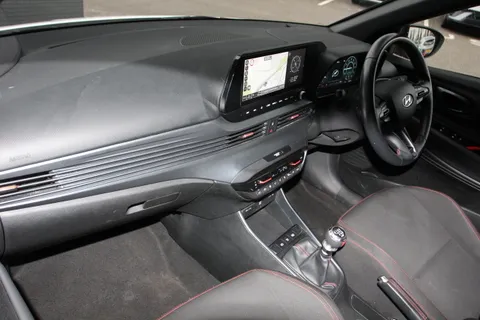 DN71EYY Hyundai i20 1.0T GDi 48V MHD 120 N Line 5dr Thumbnail #10