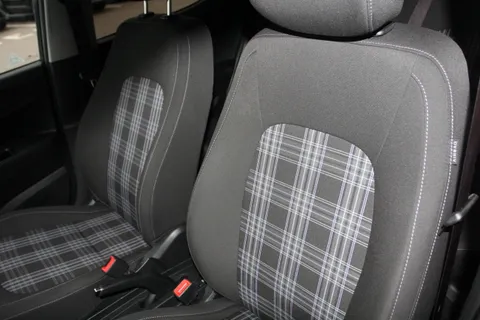 EA25TOV Hyundai i10 1.2 [79] Premium 5dr Auto [Nav] Thumbnail #8