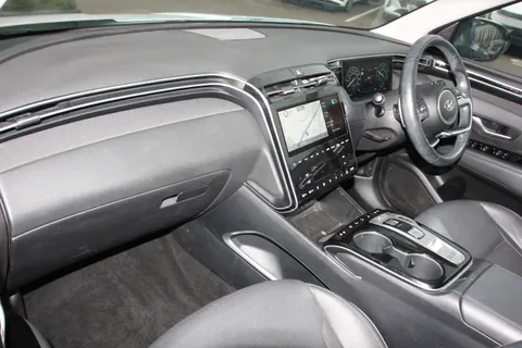 SM71NCF Hyundai Tucson 1.6 TGDi Plug-in Hybrid Ultimate 5dr 4WD Auto Thumbnail #9