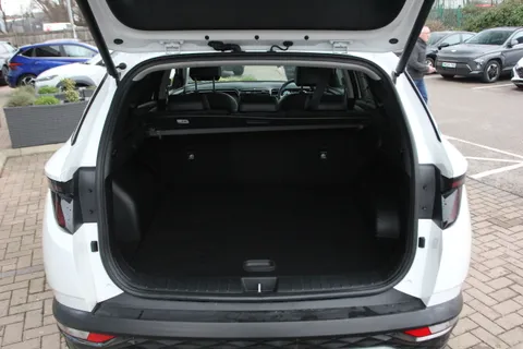 SM71NCF Hyundai Tucson 1.6 TGDi Plug-in Hybrid Ultimate 5dr 4WD Auto Thumbnail #17
