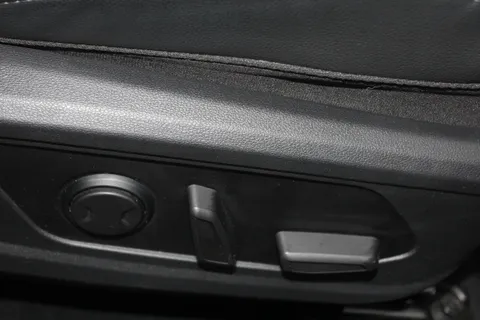 SM71NCF Hyundai Tucson 1.6 TGDi Plug-in Hybrid Ultimate 5dr 4WD Auto Thumbnail #20