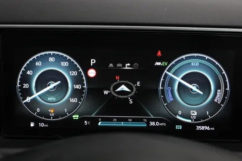 SM71NCF Hyundai Tucson 1.6 TGDi Plug-in Hybrid Ultimate 5dr 4WD Auto Thumbnail #23