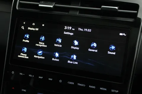 SM71NCF Hyundai Tucson 1.6 TGDi Plug-in Hybrid Ultimate 5dr 4WD Auto Thumbnail #34