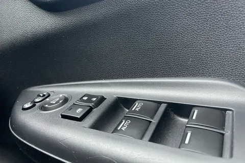 19 of 25 for Honda Jazz 1.3 EX Navi 5dr