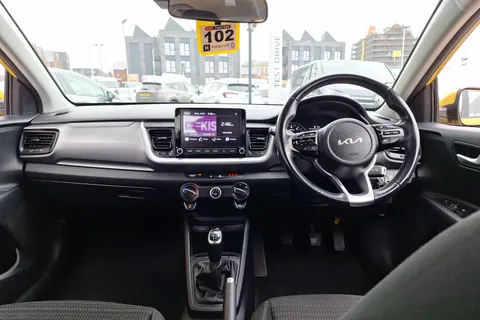 WJ71BYP Kia Stonic 1.0T GDi 99 2 5dr Thumbnail #4