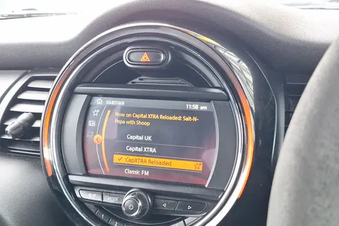 DV19TXH Mini Hatchback 1.5 Cooper Sport II 3dr Thumbnail #38