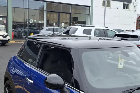 DV19TXH Mini Hatchback 1.5 Cooper Sport II 3dr Thumbnail #28