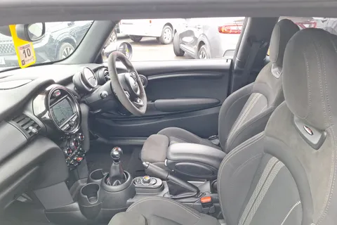DV19TXH Mini Hatchback 1.5 Cooper Sport II 3dr Thumbnail #31