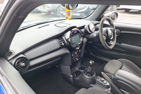 DV19TXH Mini Hatchback 1.5 Cooper Sport II 3dr Thumbnail #32