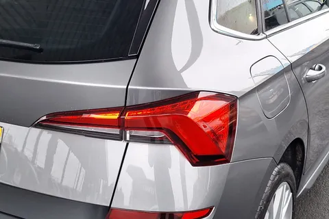 DF73VUU Škoda Kamiq 1.0 TSI 110 SE L Executive 5dr DSG Thumbnail #18