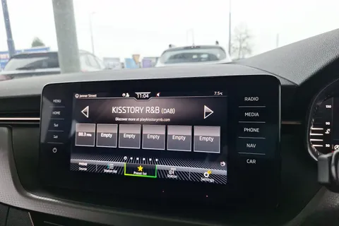 DF73VUU Škoda Kamiq 1.0 TSI 110 SE L Executive 5dr DSG Thumbnail #35