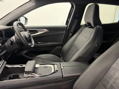 13 of 30 for Renault Austral E-Tech Full Hybrid Techno 5dr Auto