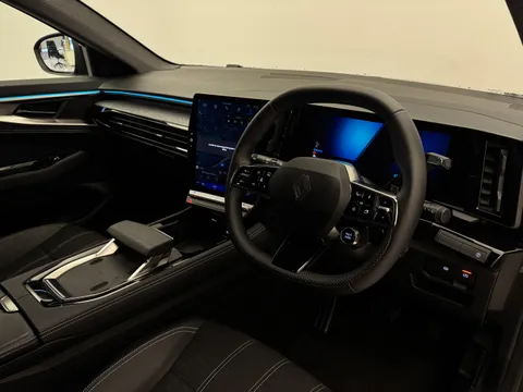 18 of 30 for Renault Austral E-Tech Full Hybrid Techno 5dr Auto