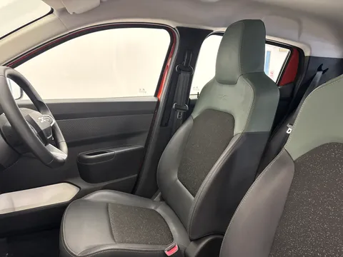 NA74XLM Dacia Spring 27kWh Extreme 65 48kW 5dr Auto Thumbnail #13