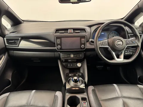 NL22WXJ Nissan LEAF 160kW e+ Tekna 59kWh 5dr Auto Thumbnail #3